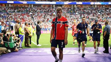 Momen Krusial Norway vs. Inggris: Sorloth Tuai Sorotan Tajam, Haaland Tak Tersentuh Umpan?