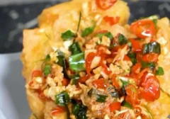 Sensasi Pedas Gurih: Tahu Cireng Cabe Garam Jadi Primadona Camilan Akhir Pekan