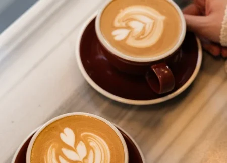Ngopi Tanpa Was-Was: Panduan Lengkap untuk Lambung Sensitif di Tahun 2026