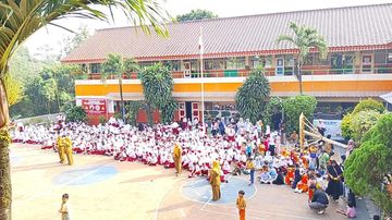 Teror Bom Gemparkan MPLS SDN Srengseng Sawah 15, Siswa Dipulangkan Dini