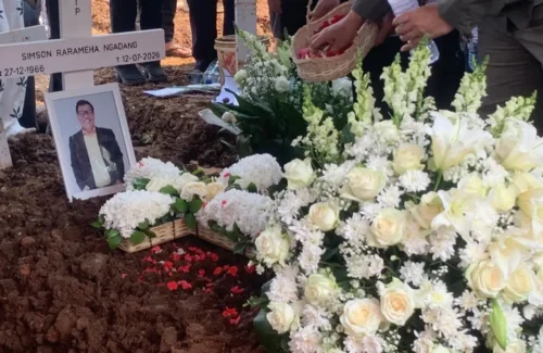 Tangis Pecah Iringi Kepergian Komedian Temon: Duka Mendalam Keluarga di TPU Tanah Kusir