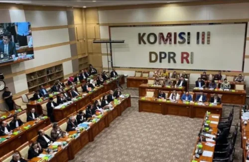 DPR Bersama Advokat Kaji RUU KUH Perdata Internasional, Fokus Lindungi Aset Warga di Luar Negeri