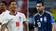 Duel Sengit Piala Dunia: Inggris Pakai Jersey Putih, Argentina Biru Navy