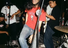 Vokalis Legendaris Circle Jerks 'Semprot' Fan Pendukung Trump di Panggung: 'Kau Pengkhianat?'