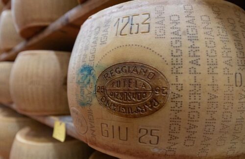 Ancaman Gelombang Panas Ekstrem: Produksi Keju Parmigiano Reggiano Italia di Ambang Krisis