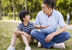 Waspada! 7 Ungkapan Ini Bisa Menyakiti Hati Anak Anda