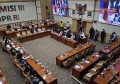 Tragedi Santri Dibakar di Lombok: Tangis Sang Ibu Pecah, Minta Keadilan ke Prabowo