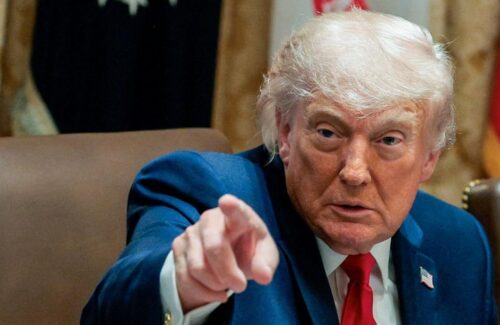 Trump Janjikan 'Pajak Selat Hormuz', Kapal Kargo Terancam Bayar 20%