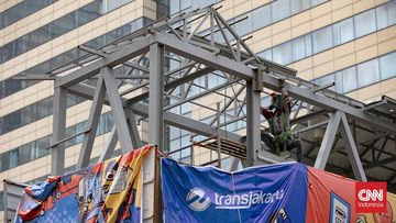 TRAUMA JPO Tendean: Truk Crane Terjebak, Lalin Blok M Dialihkan Total