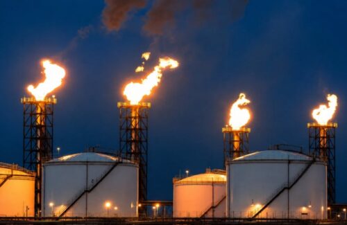 Blokade AS di Hormuz Picu Lonjakan Harga Minyak Dunia, Analis Soroti Dampak Geopolitik