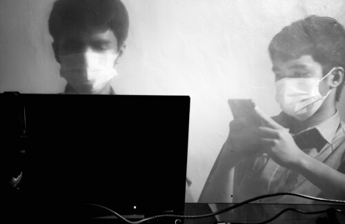 Menyikapi Fenomena 'Mengemis Online' yang Berkedok Menunggu Bantuan Sosial