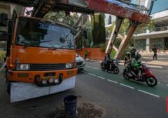 Fokus Peta Digital, Sopir Truk Crane Hantam JPO Tendean: Kronologi dan Motif