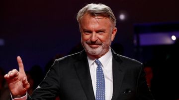 Terungkap! Sam Neill Berjuang Melawan Pneumonia Sebelum Akhir Hayatnya
