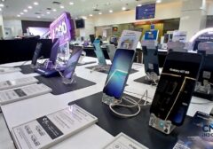 Lonjakan Dolar AS Bikin Pedagang Ponsel Pusing Tujuh Keliling, Strategi Diskon Diterapkan