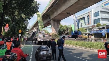 Jalur Langit Transjakarta Terganggu, Rute 13B dan L13E Alami Pengalihan Akibat Pembongkaran JPO