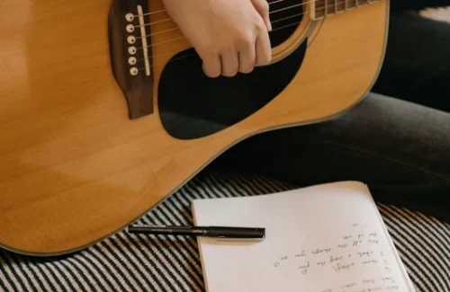 Rajasinaga Rilis 'If I Had to Write a Song About You', Kolaborasi Emosional dengan Matthew Sayersz