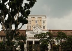 Mempertanyakan Keberlanjutan Program Bansos Jumbo di Tengah Tantangan Defisit APBN