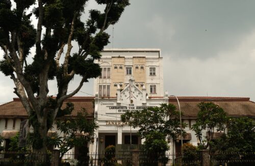 Mempertanyakan Keberlanjutan Program Bansos Jumbo di Tengah Tantangan Defisit APBN