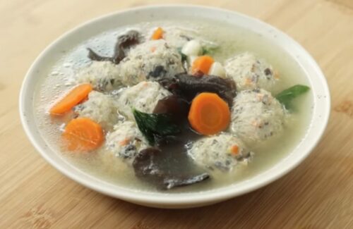 Hujan Makin Nikmat dengan Sup Bakso Lohua ala Chef Devina Hermawan: Resep Mudah Anti Gagal!