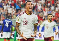 La Roja Perkasa: Spanyol Bungkam Prancis 2-0, Tiket Final Piala Dunia 2026 Digenggam!
