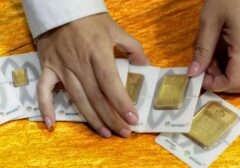 Emas Antam Mengkilap Lagi: Harga 1 Gram Meroket Rp20.000 Hari Ini!