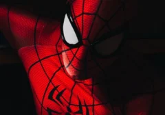 Mengapa Bukan Peter Parker? Ben Reilly Hadir sebagai Spider-Man Noir, Nicolas Cage Ungkap Alasan Mengejutkan