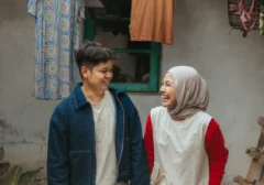 Menguras Tawa Lewat Air Mata: 'Suka Duka Tawa' Puncaki Netflix, Kisah Komika Hadapi Luka Batin