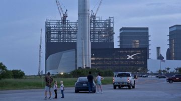Siap Mengangkasa! Booster 20 Starbase Siaga untuk Uji Terbang Starship ke-13 SpaceX