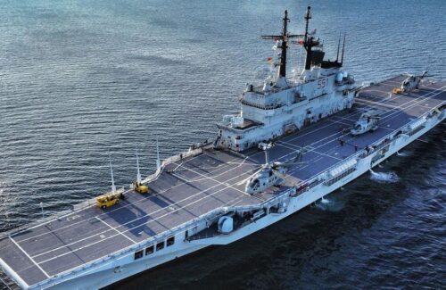 Indonesia Segera Miliki "Kapal Induk Pertama": Siap-Siap Armada Laut Merah Putih Makin Gahar!