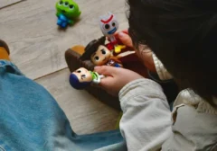 HEBOH! Taylor Swift Muncul di Toy Story 5? Pixar Buka Suara soal Kode Misterius