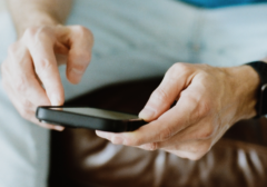 Kembali ke Akar Internet: HyperTexting Tawarkan Alternatif Bebas Algoritma dan AI untuk Informasi