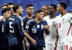 Babak Pertama Duel Sengit Inggris vs Argentina di Semifinal Piala Dunia 2026: Skor Kacamata, Peluang Tertahan
