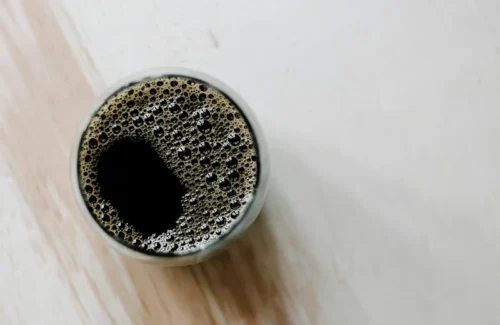 Lebih dari Sekadar Kopi Pagi: 7 Khasiat Kopi Hitam untuk Otak dan Energi di 2026