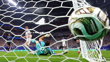 Drama Semifinal Piala Dunia 2026: Gordon Bobol Gawang Argentina, Inggris Unggul Tipis!