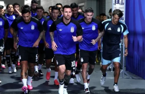 Pesta Penutup Piala Dunia 2026: Jeda Babak Pertama Diperpanjang untuk Panggung Spektakuler Artis Ternama