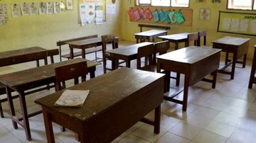 Miris! Ratusan SD Negeri Kosong Melompong di Tahun Ajaran Baru, Apa Penyebabnya?