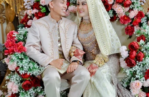 Adhisty Zara Resmi Lepas Status Lajang, Nikahi Musisi Tsaqib dalam Kejutan Manis