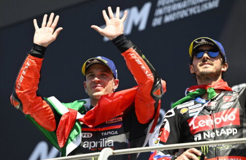 Sensasi Aneh Bezzecchi Hadapi Bagnaia Sebagai Rekan Setim di MotoGP 2027