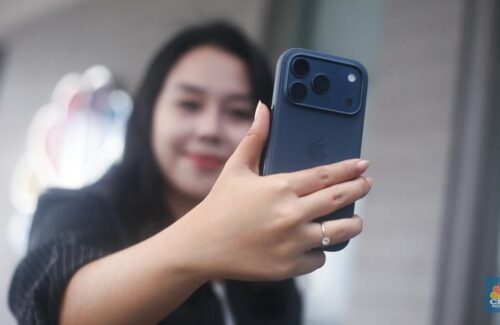 Revolusi AI di Negeri Tirai Bambu: iPhone Kini Hadirkan Kecerdasan Buatan 'Asli' untuk Pengguna China