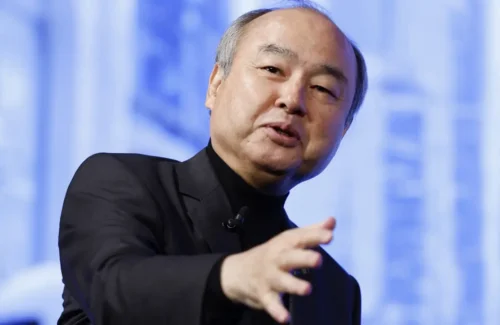 Revolusi AI 2040: Bos SoftBank Prediksi 1 Miliar Robot Humanoid Geser Manusia di Dunia Kerja