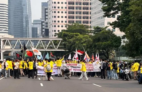 4.132 Personel Amankan Demo BEM se-Jakarta di Monas, Kapolres Instruksikan Pendekatan Humanis
