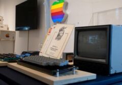 Komputer Apple-1 Langka dari Batch Pertama Siap Dilelang di Sotheby's New York