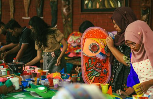 Model Pendekatan Komunitas untuk Meningkatkan Kepesertaan Pekerja Seni