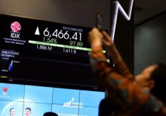Indeks Saham Melonjak ke 6.175, 363 Saham Cetak Kinerja Positif