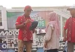 Veda Ega dan Mario Aji Sapa Penggemar dengan Kuis Berhadiah Usai Laga Moto3