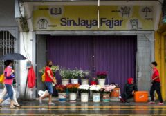 Kemenaker Siapkan Bantuan Alat Kerja 2026 untuk Komunitas Pekerja Informal