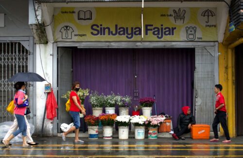 Kemenaker Siapkan Bantuan Alat Kerja 2026 untuk Komunitas Pekerja Informal