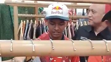Veda Ega dan Mario Aji Manfaatkan Jeda Musim Balap untuk Kunjungi Jakarta dan Jelajahi Budaya Lokal