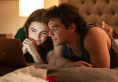 Setelah 'Off Campus', Film Klasik Ini Wajib Ditonton Penggemar Romansa Kampus