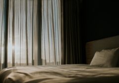 Berapa Lama Manusia Bisa Bertahan Tanpa Tidur? Rekor Dunia dan Dampaknya